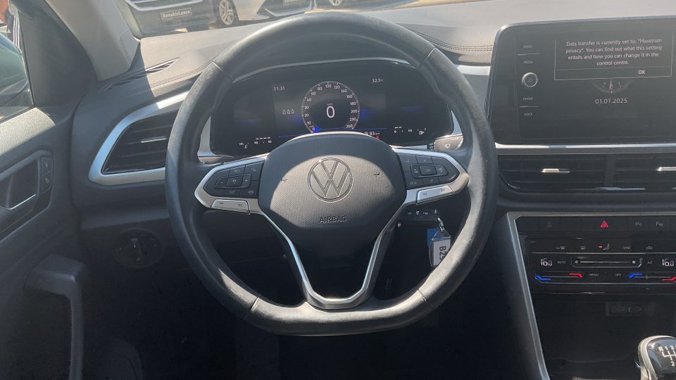 VW T-ROC 2023 110PS 