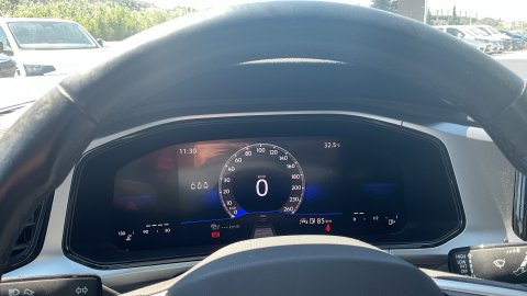VW T-ROC 2023 110PS 
