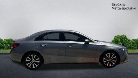 MERCEDES A180 2021 136PS