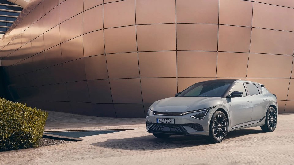 EV6 TITANIUM RWD 170PS