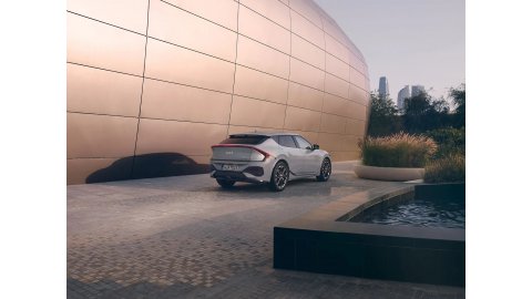 EV6 TITANIUM RWD 170PS