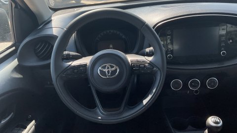 TOYOTA AYGO X X-STYLE 2024 72PS