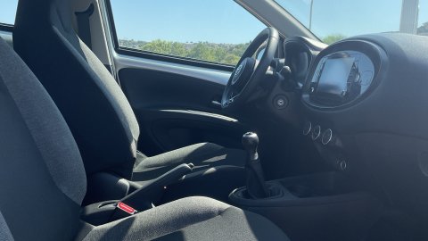 TOYOTA AYGO X X-STYLE 2024 72PS