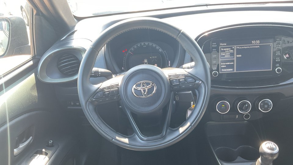 TOYOTA AYGO X X-PULSE 2023 72PS