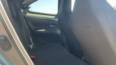 TOYOTA AYGO X X-PULSE 2023 72PS