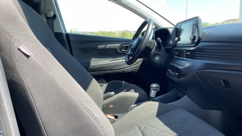 HYUNDAI BAYON PREMIUM 2024 100PS