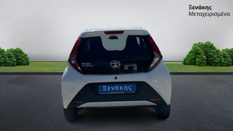 TOYOTA AYGO CITY 2021 72PS