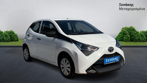 TOYOTA AYGO CITY 2021 72PS