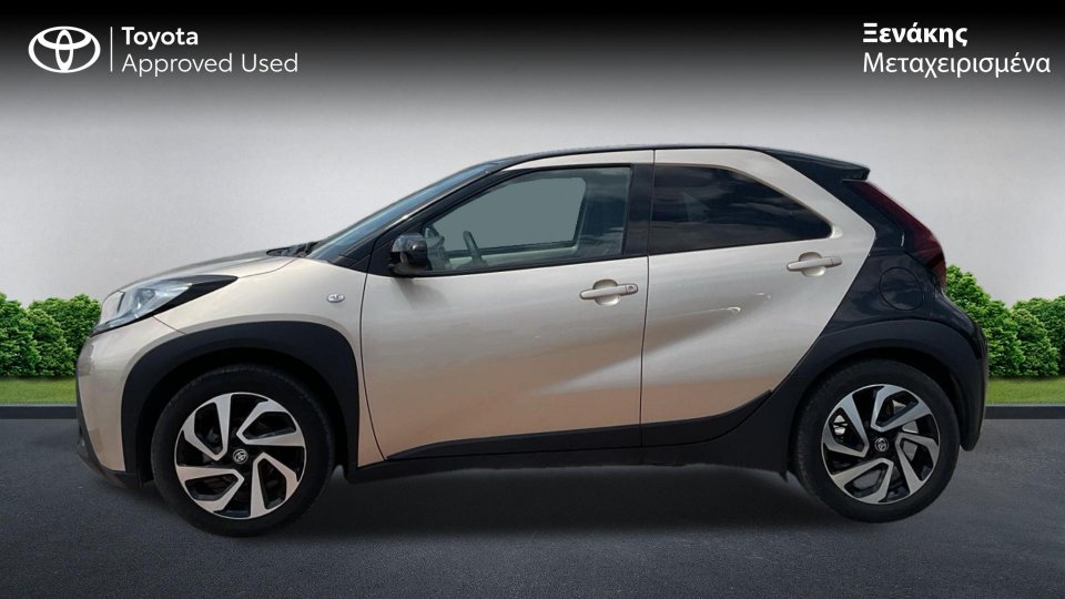 TOYOTA AYGO X X-PULSE 2023 72PS