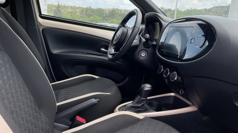 TOYOTA AYGO X X-PULSE 2023 72PS