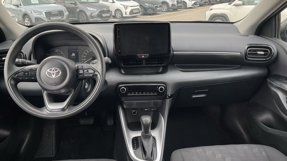 TOYOTA YARIS BUSINESS 1.5 HSD 2025