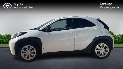 TOYOTA AYGO X X-PLAY 1.0 2025