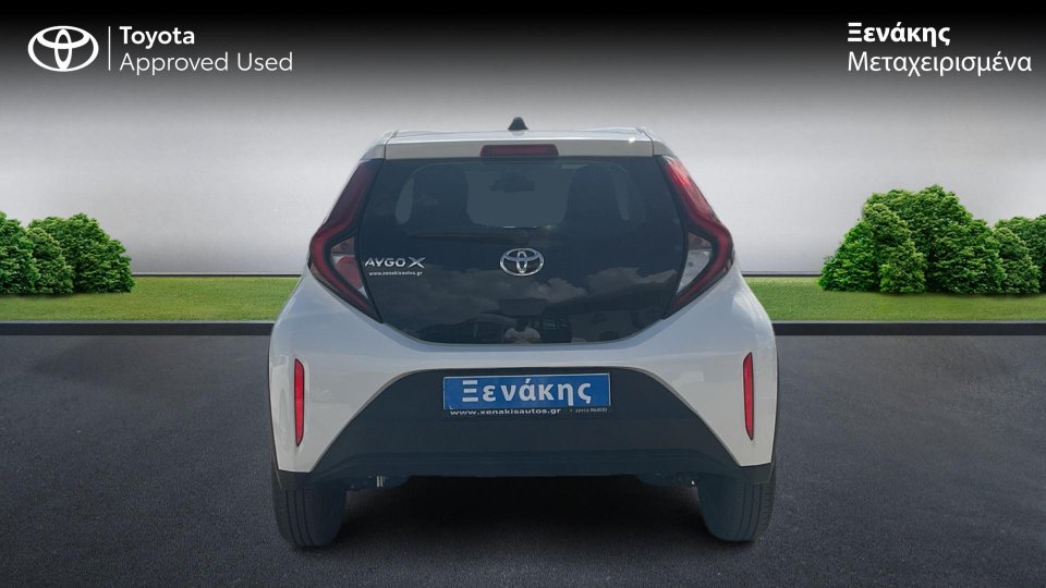 TOYOTA AYGO X X-PLAY 1.0 2025