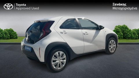 TOYOTA AYGO X X-PLAY 1.0 2025