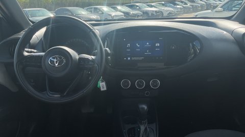 TOYOTA AYGO X X-PLAY 1.0 2025