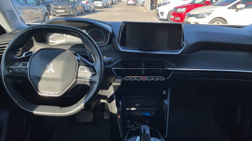 PEUGEOT 2008 1.2 PURE TECH 2021