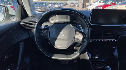 PEUGEOT 2008 1.2 PURE TECH 2021