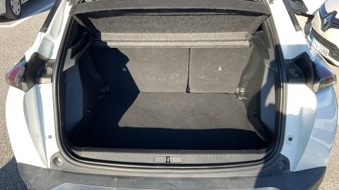 PEUGEOT 2008 1.2 PURE TECH 2021