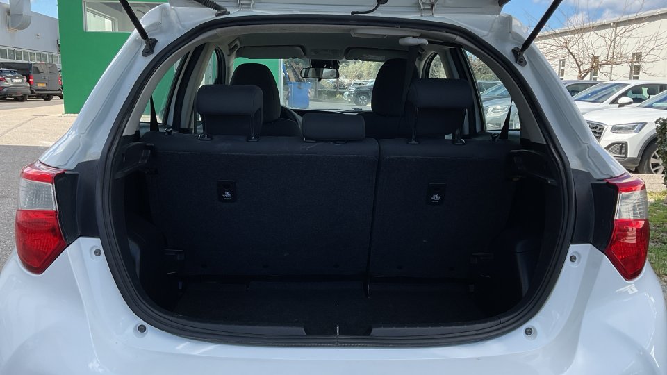 TOYOTA YARIS LIVE 1.5 2018 