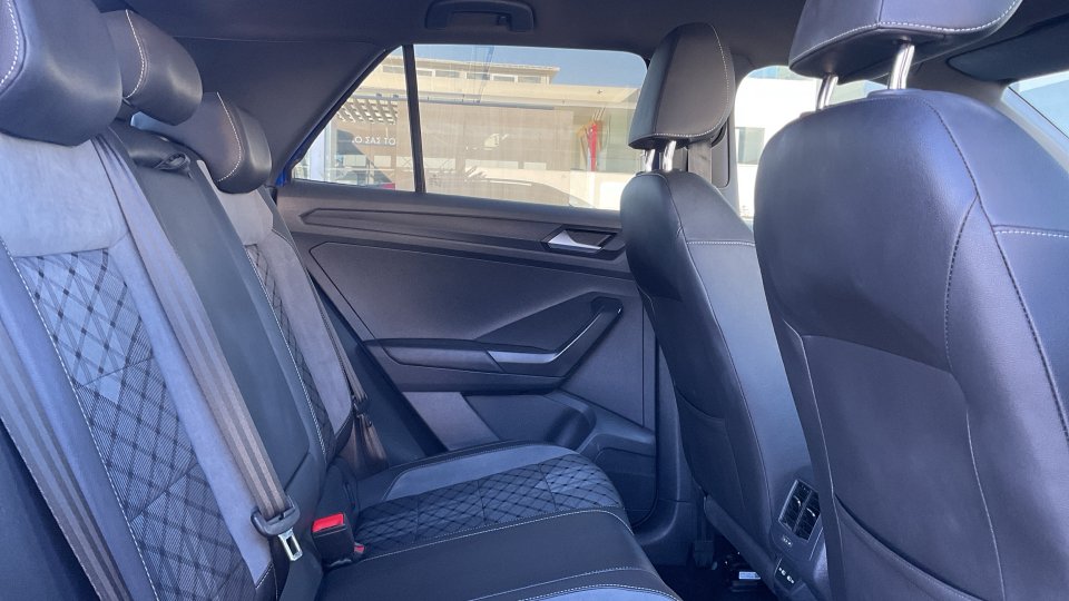 VW T-ROC R-LINE 1.5 2022