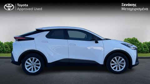 TOYOTA C-HR C-ULT 2025