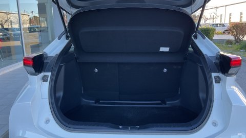 TOYOTA C-HR C-ULT 2025