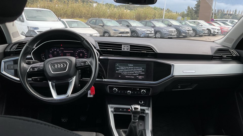 AUDI Q3 2021 150PS 