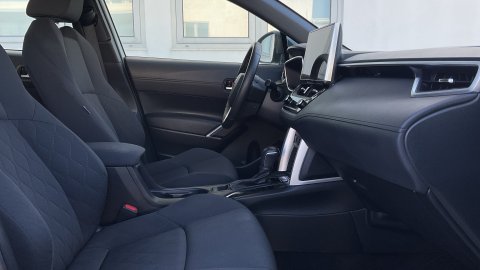 TOYOTA COROLLA CROSS ACTIVE PLUS 1.8 2025