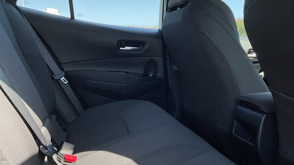 TOYOTA COROLLA  ACTIVE HYBRID 1.8 2022