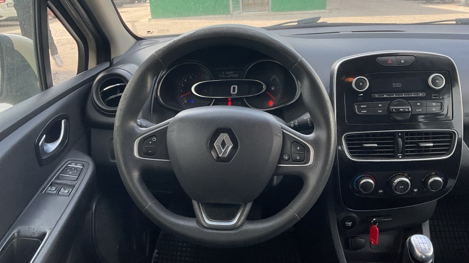 RENAULT CLIO 1.1 2018