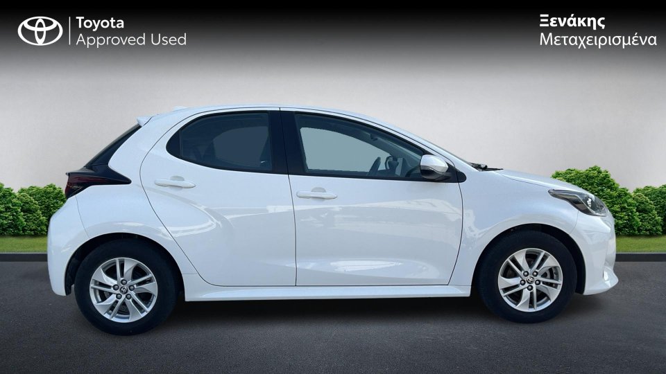 TOYOTA YARIS 1.5 125PS 2024
