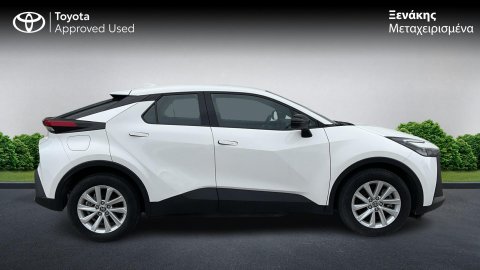 TOYOTA C-HR C-ULT  2.0 223PS 2025