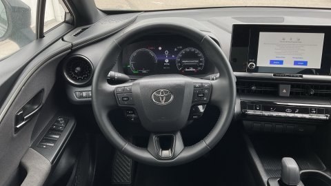 TOYOTA C-HR C-ULT  1.8 140PS 2025