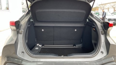 TOYOTA C-HR C-ULT  1.8 140PS 2025