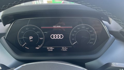  Audi e-tron GT QUATTRO 476PS 2023