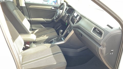 Volkswagen T-Roc ADVANCE 1.0 110PS 2022