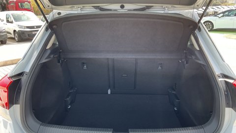 Volkswagen T-Roc ADVANCE 1.0 110PS 2022