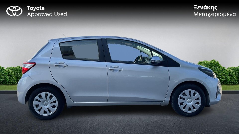 Toyota Yaris LIVE 1.5 2018