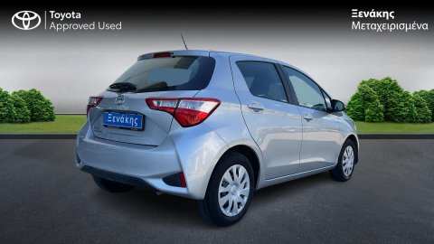 Toyota Yaris LIVE 1.5 2018