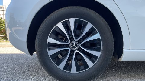  Mercedes-Benz A 180 BUSINESS 1.3 136PS 2022