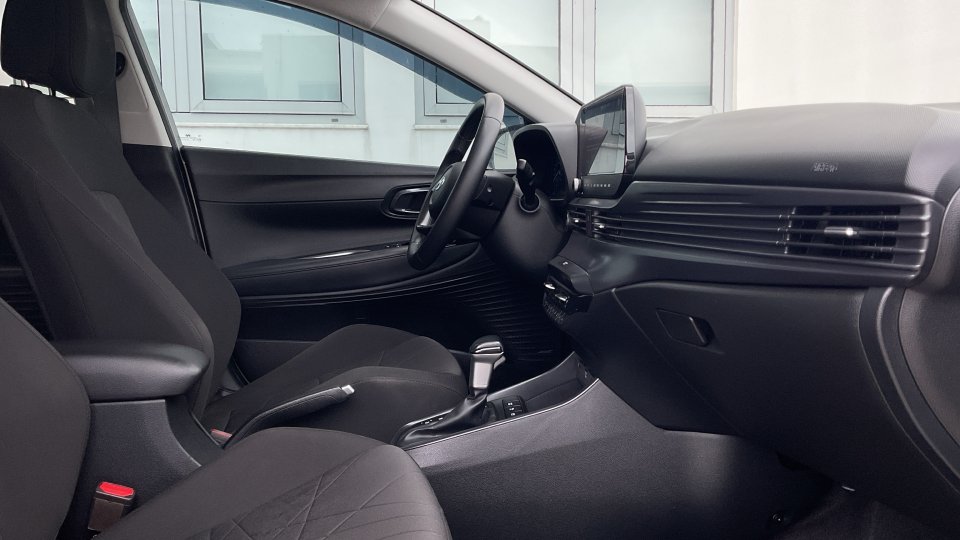 Hyundai Bayon DISTINCTIVE 1.0  100 PS 2022