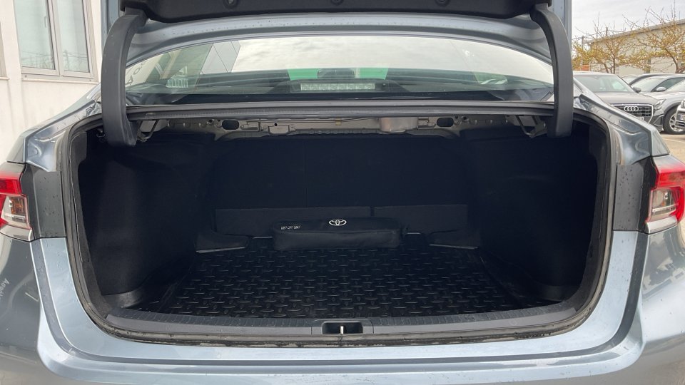 Toyota Corolla SDN ACTIVE 1.5 125PS 2023 