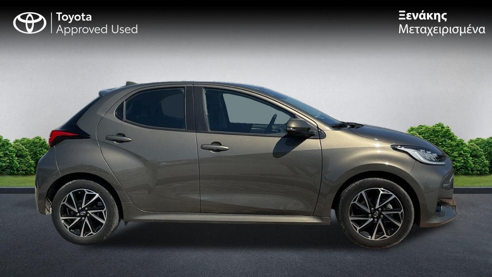 Toyota Yaris ACTIVE PLUS 1.5 2024