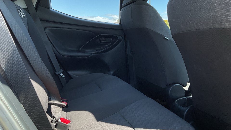 Toyota Yaris ACTIVE PLUS 1.5 2024