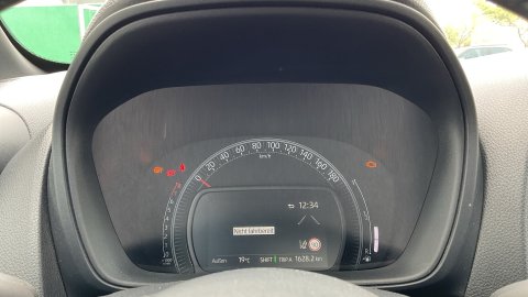 Toyota Aygo X X-PLAY 1.0 72PS 2025