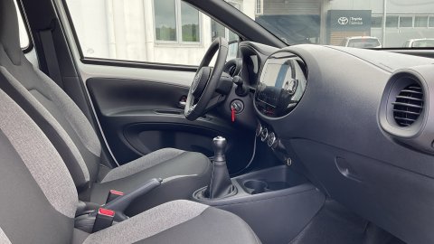 Toyota Aygo X X-PLAY 1.0 72PS 2025