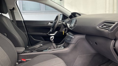  Peugeot 308 1.5 2019