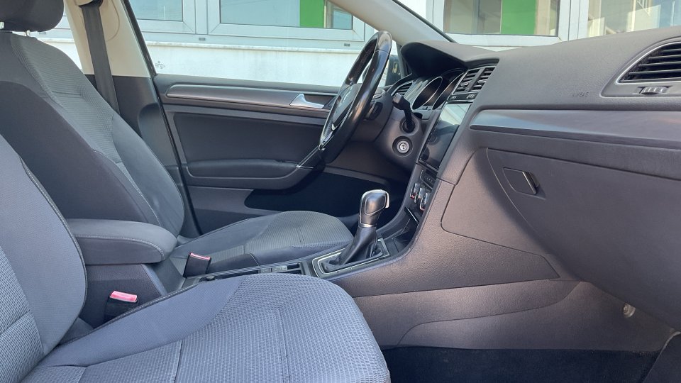 Volkswagen Golf 1.0 2017