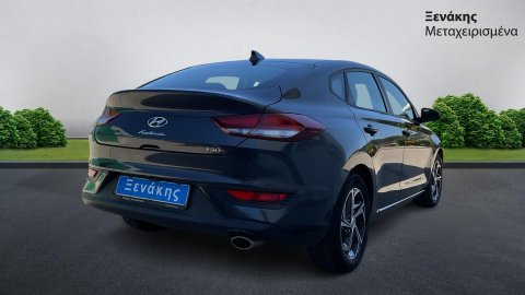 Hyundai i30 Fastback PREMIUM 1.0 2022