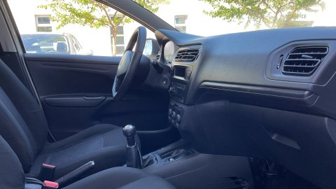 Peugeot 301 1.2 2017